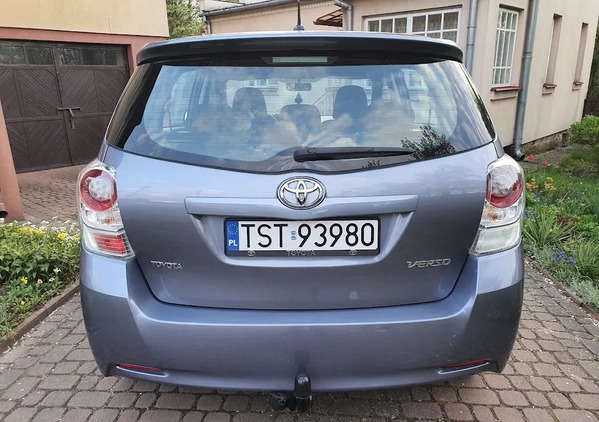 Toyota Verso cena 33900 przebieg: 213200, rok produkcji 2009 z Starachowice małe 154